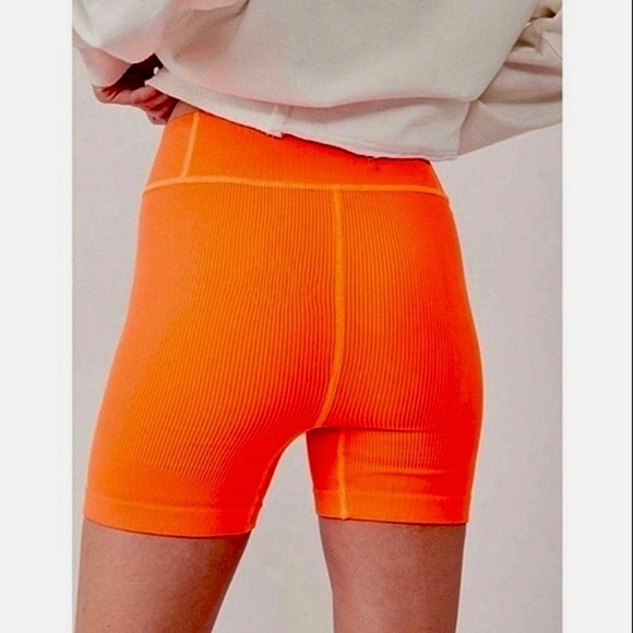 NWT!! FREE PEOPLE FP Movement Free Throw Shorts Burning Up Orange X-Small - Picture 8 of 15